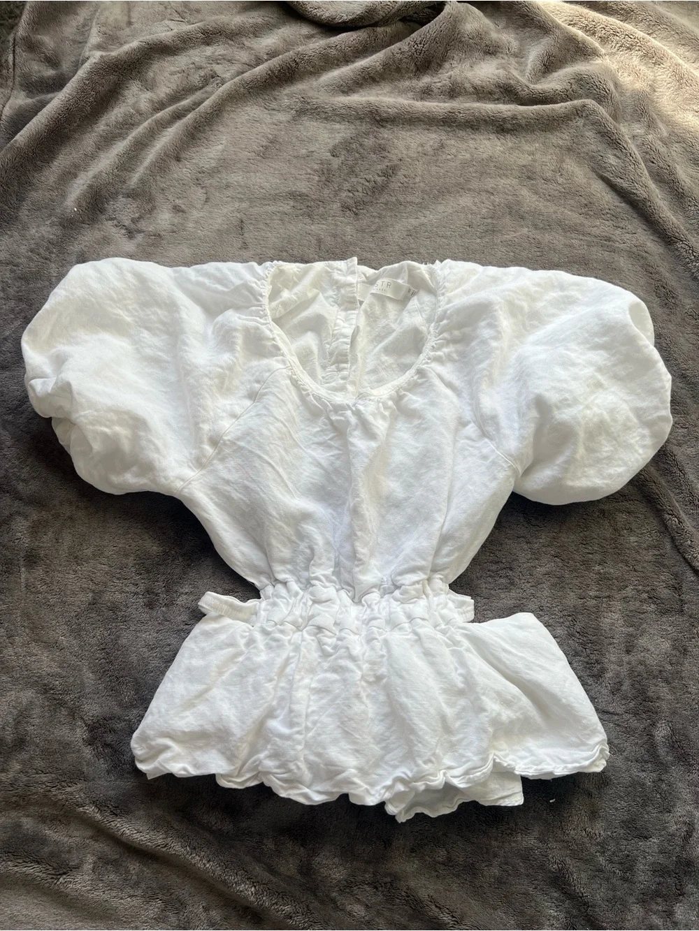 Astr crisp white